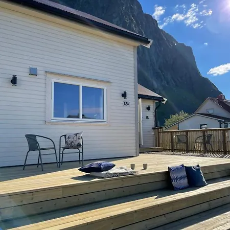 Lofoten_beach_hollyday_house_eggum * Eggum